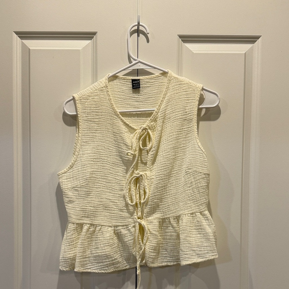 SHEIN Cream Textured Sleeveless Blouse with Tie Details